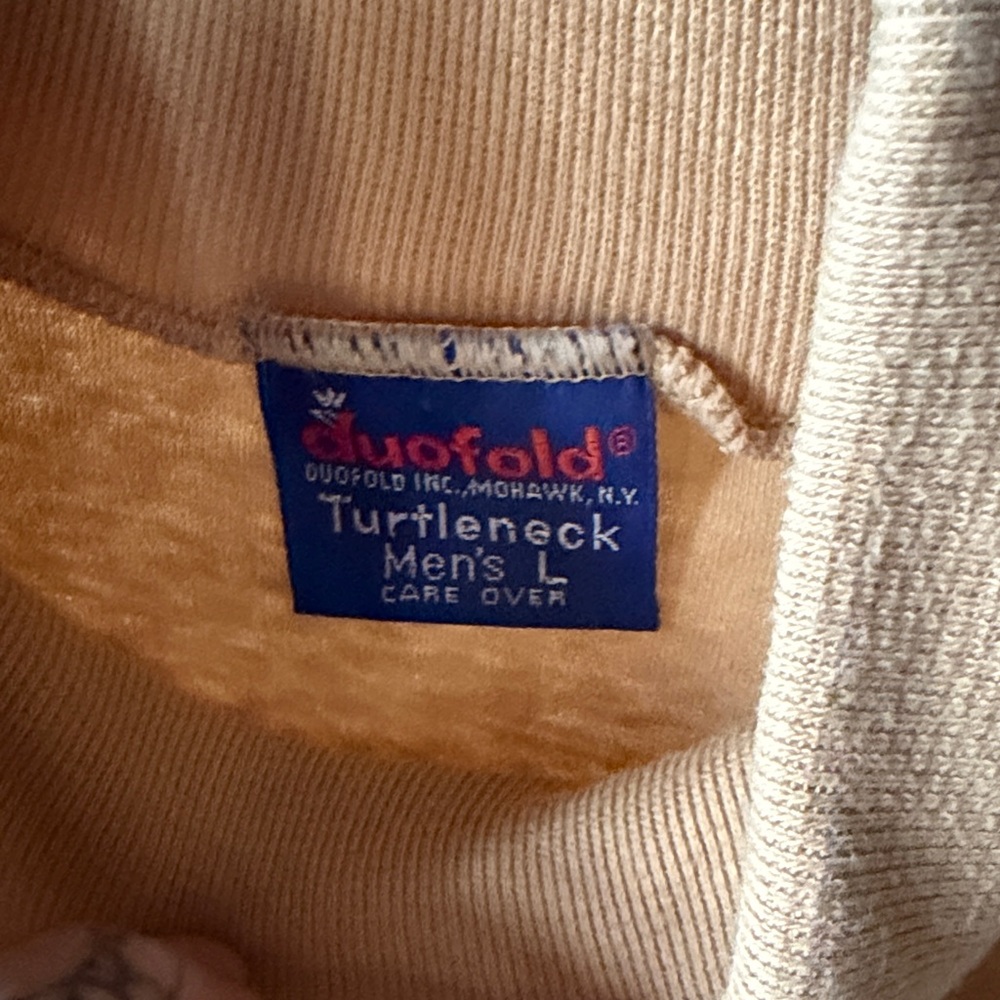 Vintage Turtleneck Shirt Size Large - Picture 2 of 3